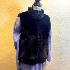 EUC- Investments  Faux “mink” fur vest